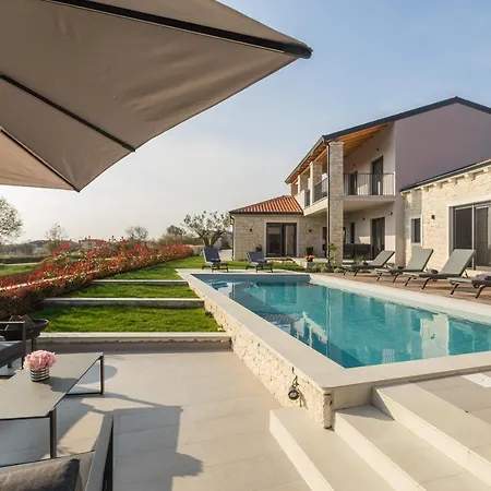 Villa Harmony *