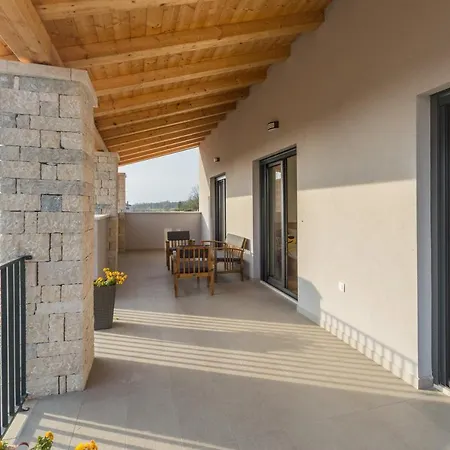 Harmony Villa Mofardini