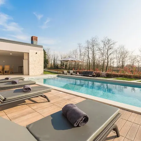 Harmony Villa Mofardini