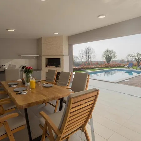 Villa Harmony *